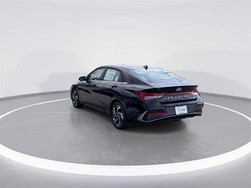2025 Hyundai ELANTRA HEV Limited