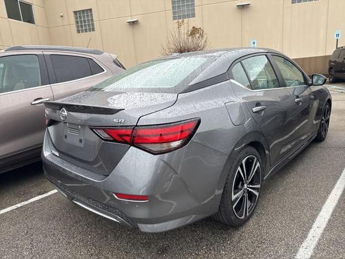 2022 Nissan Sentra SR