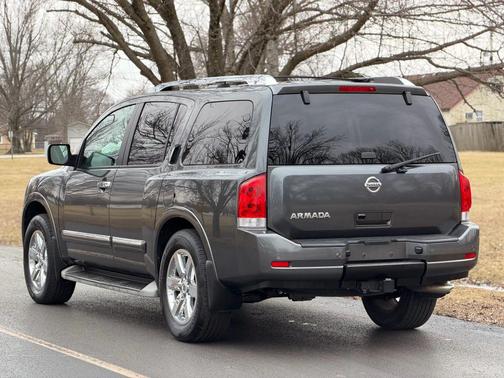 2012 Nissan Armada Platinum