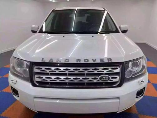 2013 Land Rover LR2 HSE Sport Utility 4D