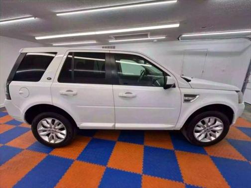 2013 Land Rover LR2 HSE Sport Utility 4D