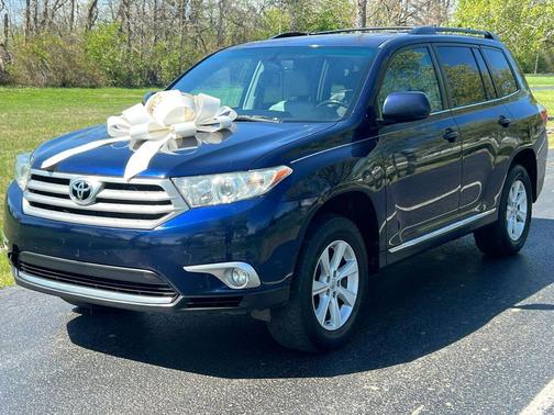 2012 Toyota Highlander SE