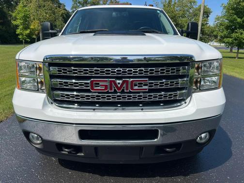 White 2013 GMC Sierra 3500 SLT
