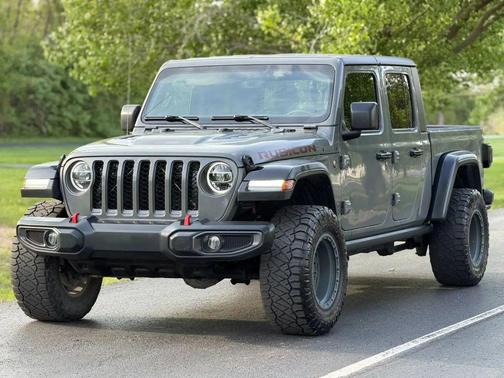 Gray 2020 Jeep Gladiator Rubicon