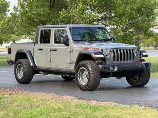 Gray 2020 Jeep Gladiator Rubicon