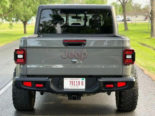 Gray 2020 Jeep Gladiator Rubicon
