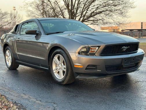 2011 Ford Mustang V6 Premium