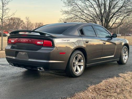 2014 Dodge Charger SE