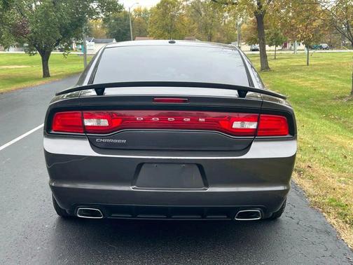 2014 Dodge Charger SE