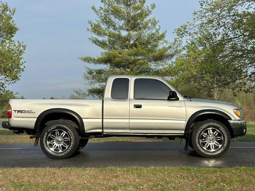 2001 Toyota Tacoma Xtracab