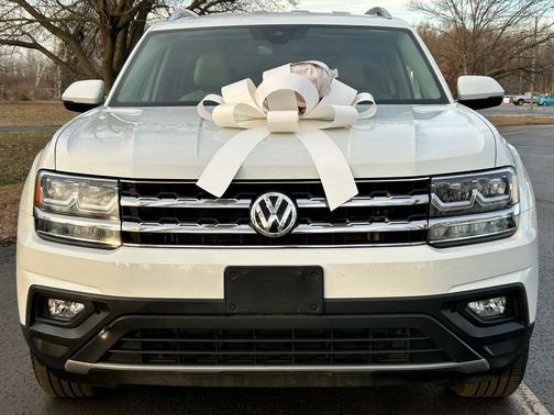 2018 Volkswagen Atlas SE w/Tech Pkg Sport Utility 4D