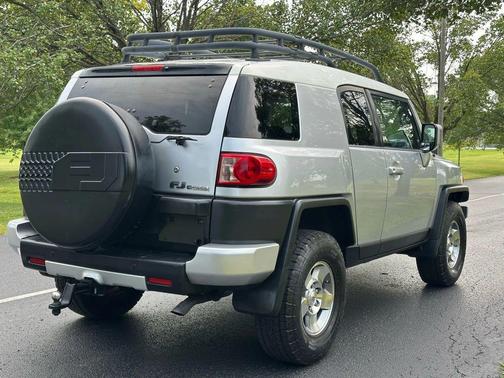 2008 Toyota FJ Cruiser Base