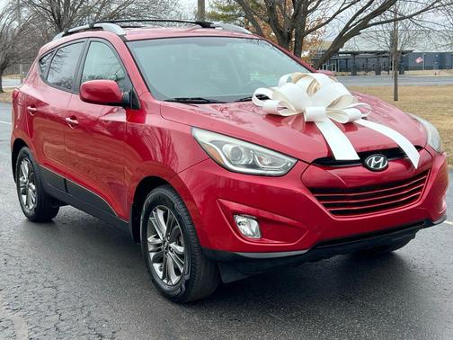 2015 Hyundai TUCSON SE