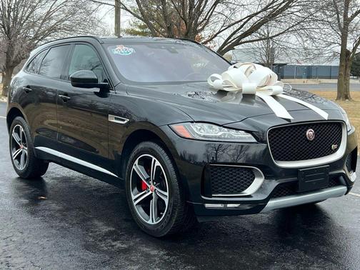 2018 Jaguar F-PACE S