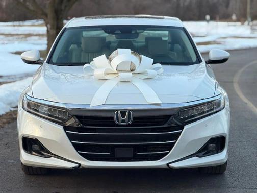 2022 Honda Accord Hybrid Touring