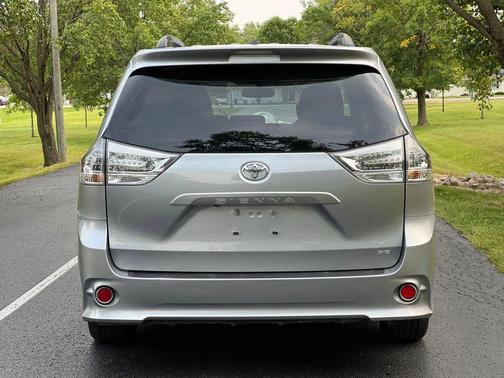 2013 Toyota Sienna SE