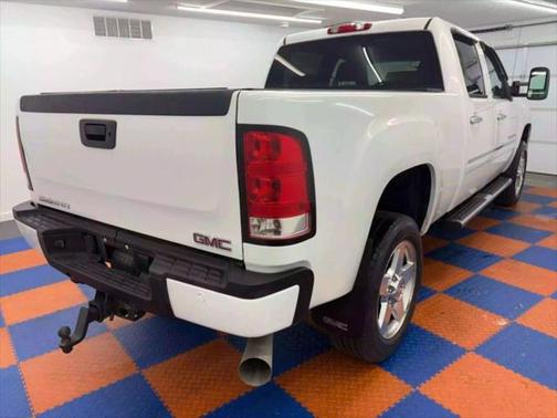 2011 GMC Sierra 2500 Denali