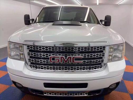 2011 GMC Sierra 2500 Denali