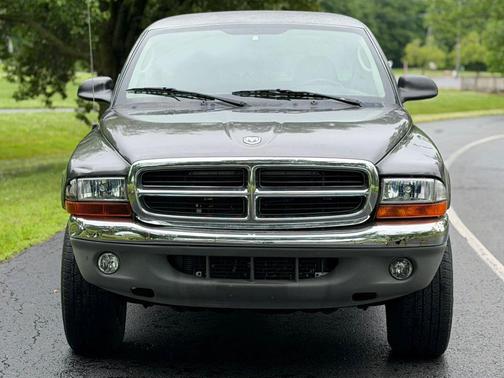 Gray 2003 Dodge Dakota SLT Club Cab