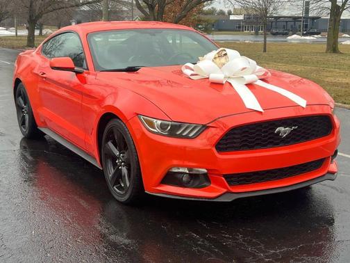 2015 Ford Mustang EcoBoost Premium