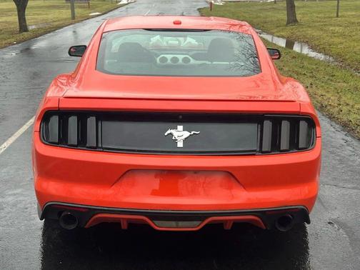 2015 Ford Mustang EcoBoost Premium