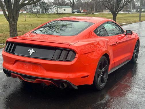2015 Ford Mustang EcoBoost Premium