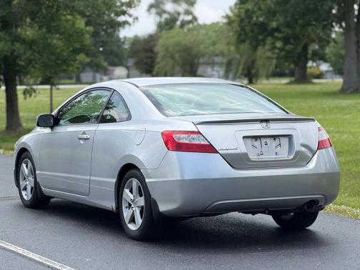 Silver 2008 Honda Civic EX-L