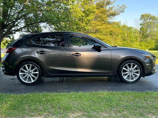 Gray 2017 Mazda Mazda3 Grand Touring