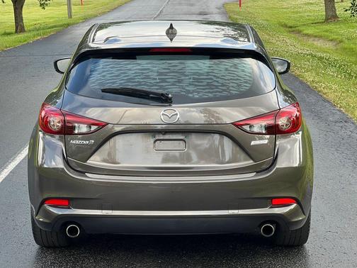Gray 2017 Mazda Mazda3 Grand Touring