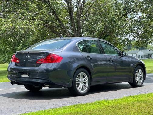 2012 INFINITI G25x Base