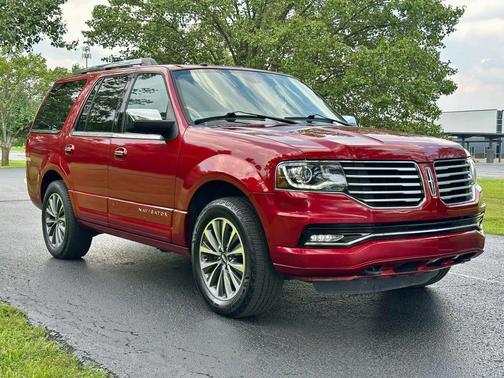 2017 Lincoln Navigator Select