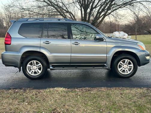 2004 Lexus GX 470 GX 470 Sport Utility 4D