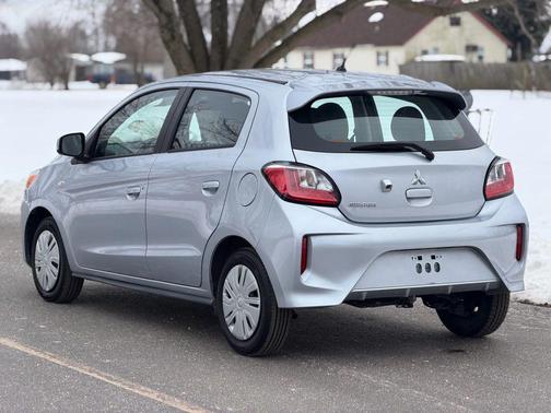 2024 Mitsubishi Mirage ES