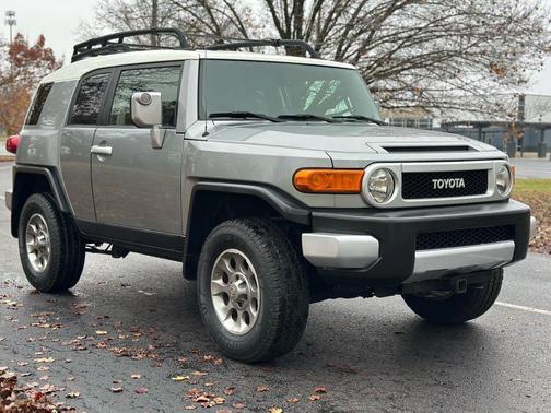 2012 Toyota FJ Cruiser Base