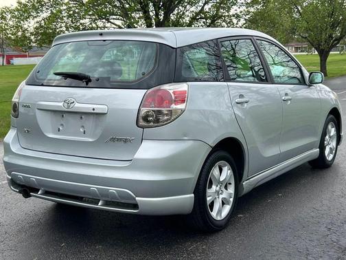 Blue 2007 Toyota Matrix XR