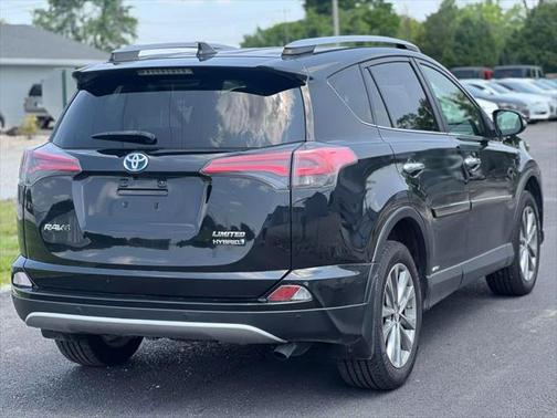 2017 Toyota RAV4 Hybrid Limited