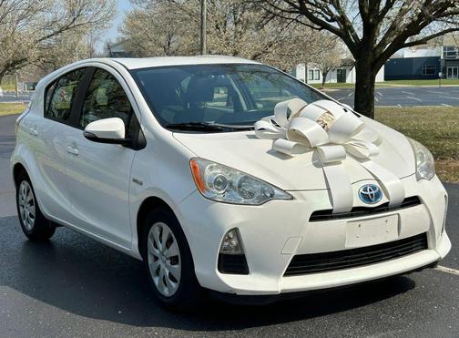 White 2012 Toyota Prius c Two