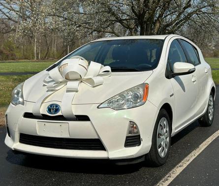 White 2012 Toyota Prius c Two