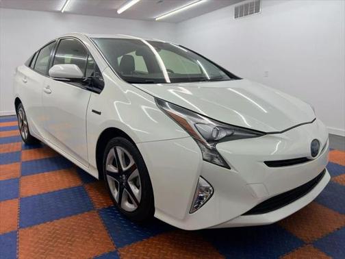 2016 Toyota Prius Three