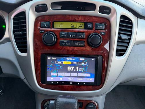 2004 Toyota Highlander Limited