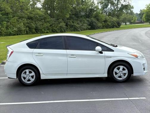 2010 Toyota Prius III