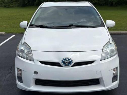 2010 Toyota Prius III