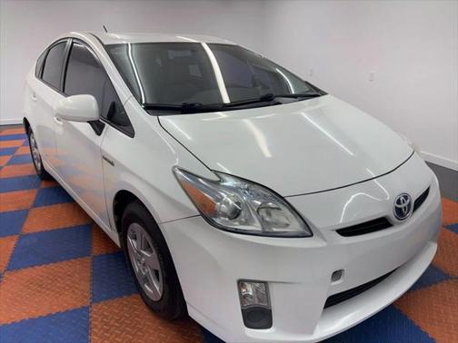 2010 Toyota Prius III