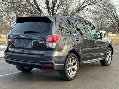 2017 Subaru Forester 2.5i Touring