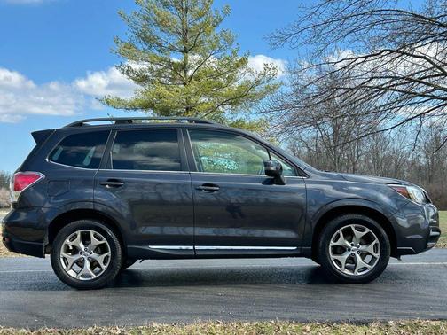 2017 Subaru Forester 2.5i Touring