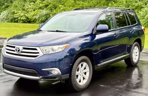 2013 Toyota Highlander SE