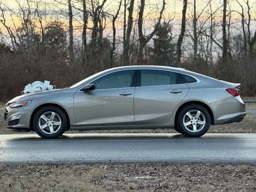 2022 Chevrolet Malibu 1LS