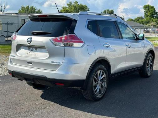 2016 Nissan Rogue SL