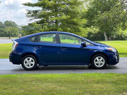 2010 Toyota Prius II