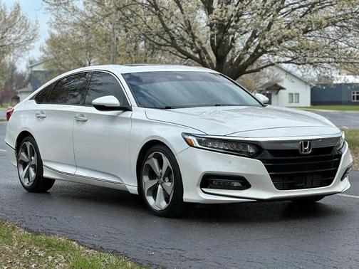 2018 Honda Accord Touring 2.0T